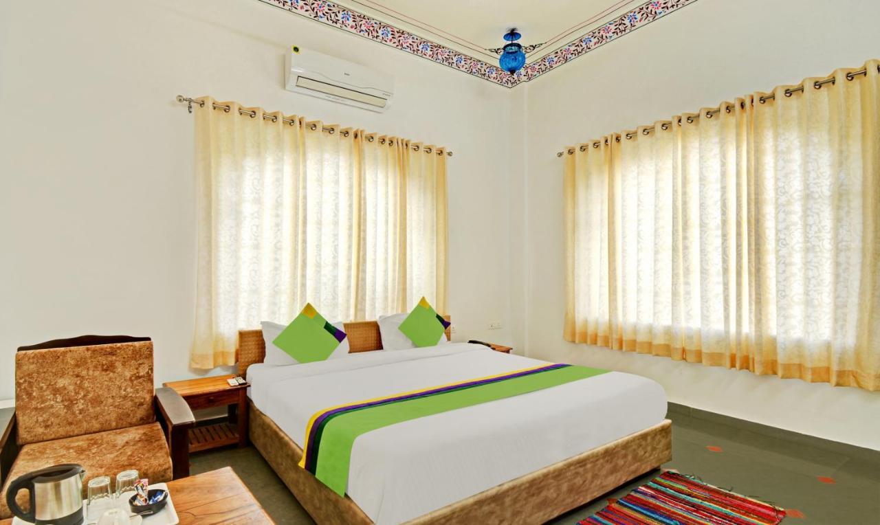 Treebo Khakhri Haveli Hotel อุเดเปอร์ ภายนอก รูปภาพ