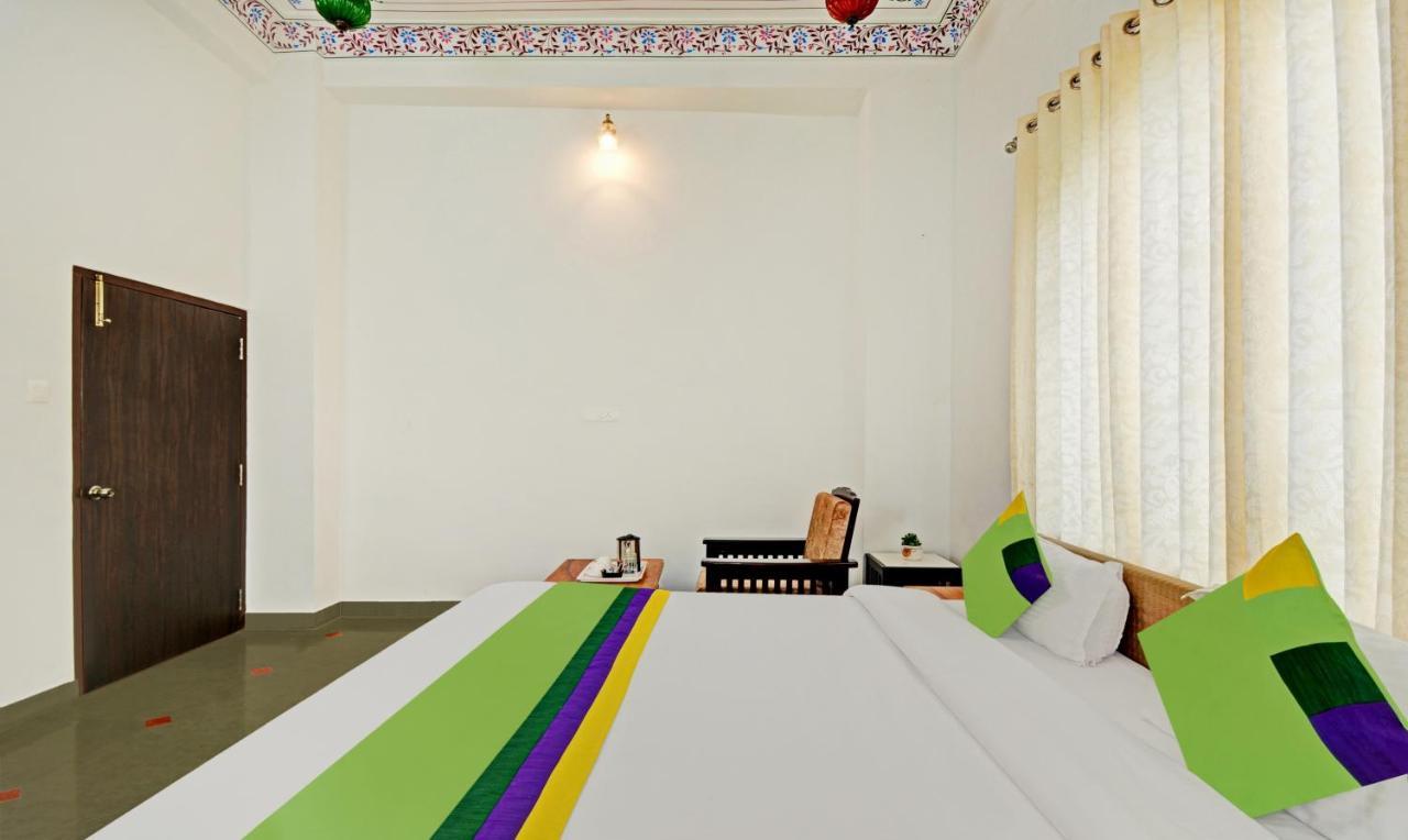 Treebo Khakhri Haveli Hotel อุเดเปอร์ ภายนอก รูปภาพ