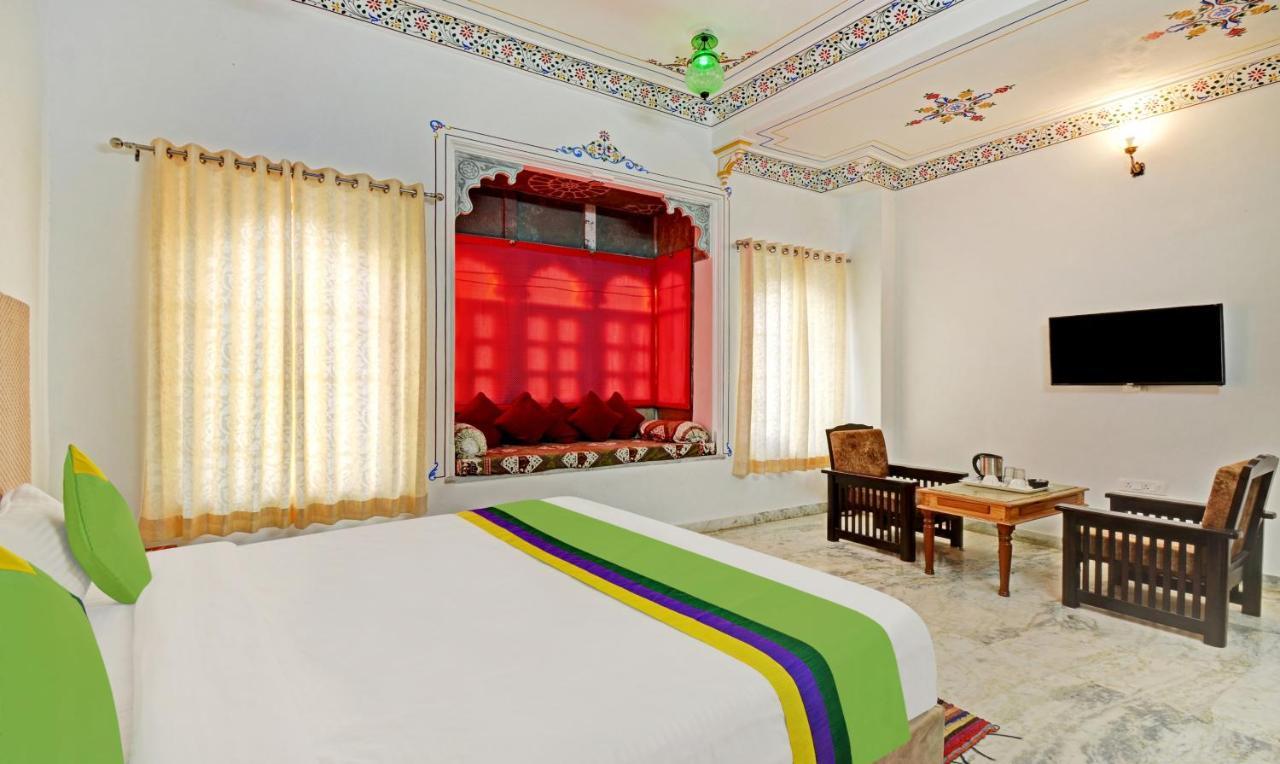 Treebo Khakhri Haveli Hotel อุเดเปอร์ ภายนอก รูปภาพ