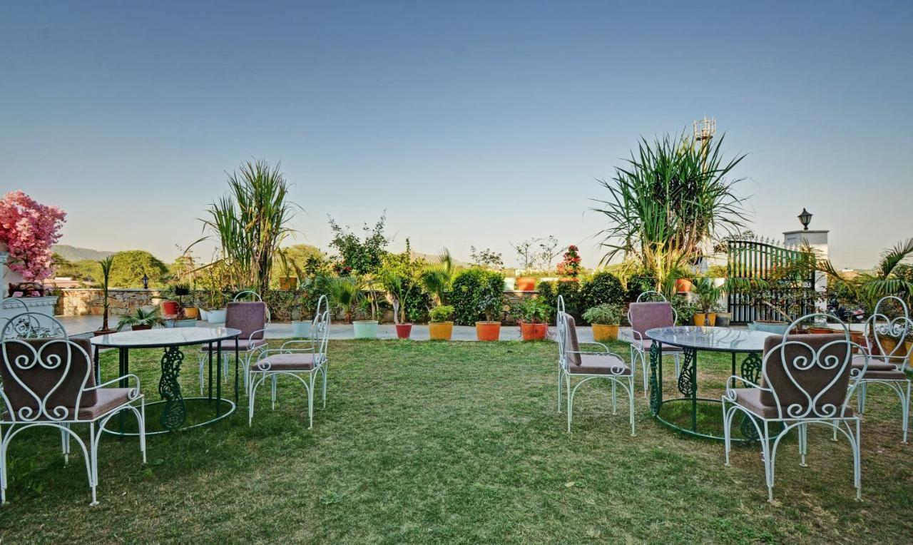 Treebo Khakhri Haveli Hotel อุเดเปอร์ ภายนอก รูปภาพ